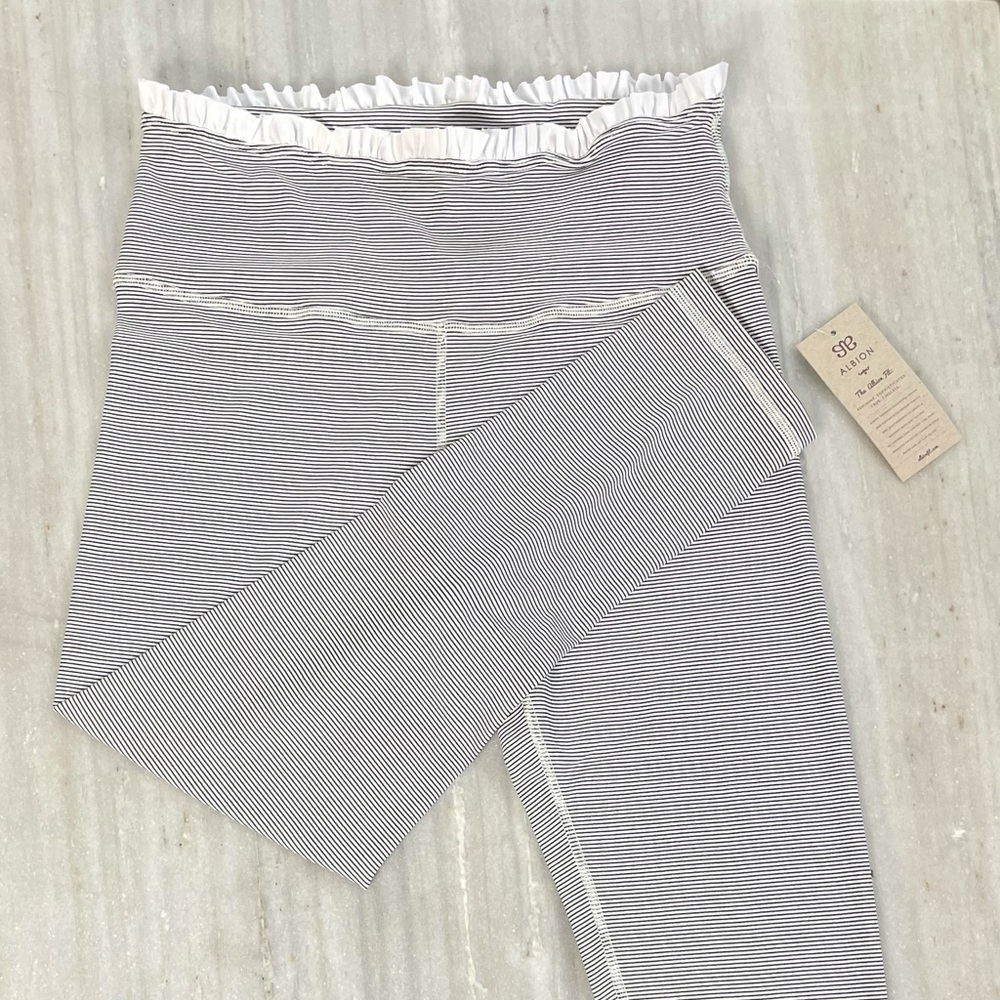 The Petal Pant Midnight/White Stripe ☁️